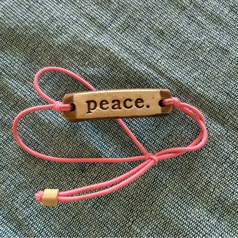 MUDLove Peace Bracelet Pink Adjustable